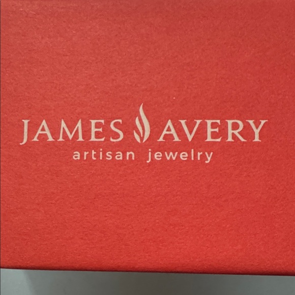 Avery Silver Heart Bracelet - Picture 4 of 4